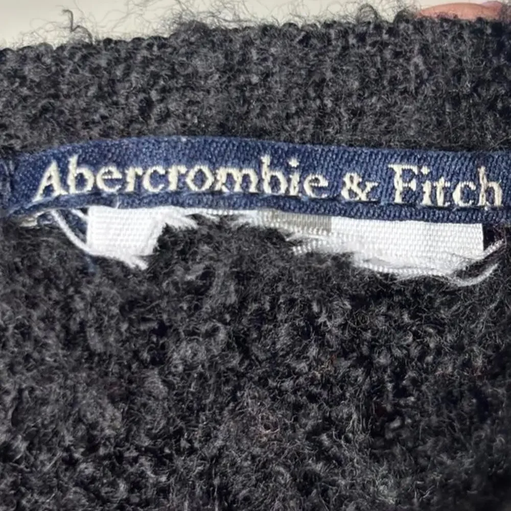 Abercrombie & Fitch Tartan Plaid Blanket Scarf Black Red Green Fringe